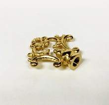 Load image into Gallery viewer, FANCY LOOP Solid Cast Brass Lamp Finial, Highly Detailed w/Dual Threads