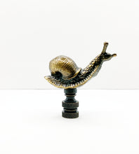 Load image into Gallery viewer, SNAIL Lamp Finial-Aged Brass Finish, Highly detailed metal casting