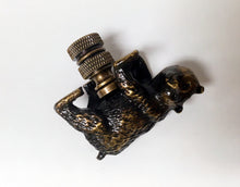 Load image into Gallery viewer, BEAR Lamp Finial, Aged Brass Finish, Highly detailed metal casting