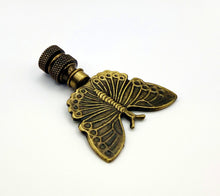 Load image into Gallery viewer, BUTTERFLY Lamp Finial, Aged Brass Finish, Highly detailed metal casting