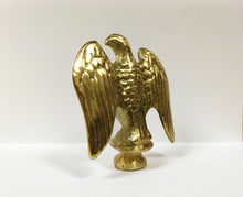 Load image into Gallery viewer, EAGLE Solid Cast Brass Lamp Finial, Heavy and Detailed w/Dual Threads