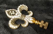 Load image into Gallery viewer, RHINESTONE FLEUR DE LIS Lamp Finial-Antique Brass Finish