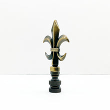 Load image into Gallery viewer, FLEUR DE LIS Lamp Finial-Aged Brass Finish, Highly detailed metal casting