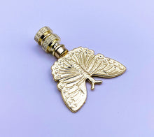 Load image into Gallery viewer, BUTTERFLY Lamp Finial, Polished Brass Finish, Highly detailed metal casting