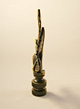 Load image into Gallery viewer, 4-LEAVES Lamp Finial, Aged Brass Finish, Highly detailed metal casting