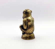 Load image into Gallery viewer, THINKING MONKEY Lamp Finial-Aged Brass Finish, Highly detailed metal casting
